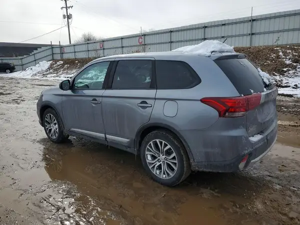 JA4AZ3A32GZ049835 2016 MITSUBISHI OUTLANDER - Image 2