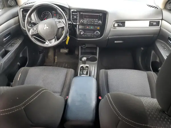 JA4AZ3A32GZ060155 2016 MITSUBISHI OUTLANDER - Image 8