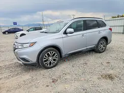 JA4AZ3A32GZ064996 2016 MITSUBISHI OUTLANDER