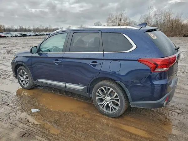 JA4AZ3A32HZ009434 2017 MITSUBISHI OUTLANDER - Image 2