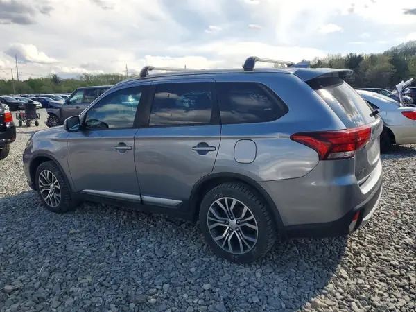 JA4AZ3A32HZ015427 2017 MITSUBISHI OUTLANDER - Image 2