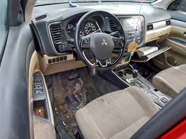 JA4AZ3A32HZ041946 2017 MITSUBISHI OUTLANDER - Image 8