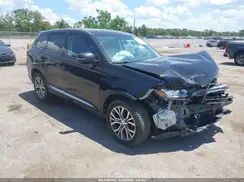 JA4AZ3A32HZ050517 2017 MITSUBISHI OUTLANDER