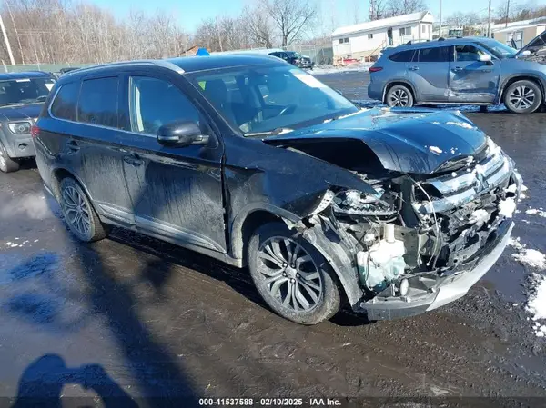 JA4AZ3A32HZ058147 2017 MITSUBISHI OUTLANDER - Image 1
