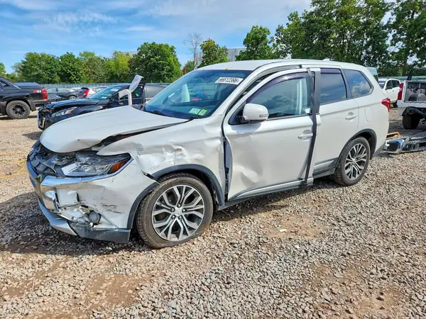 JA4AZ3A32HZ058648 2017 MITSUBISHI OUTLANDER - Image 1