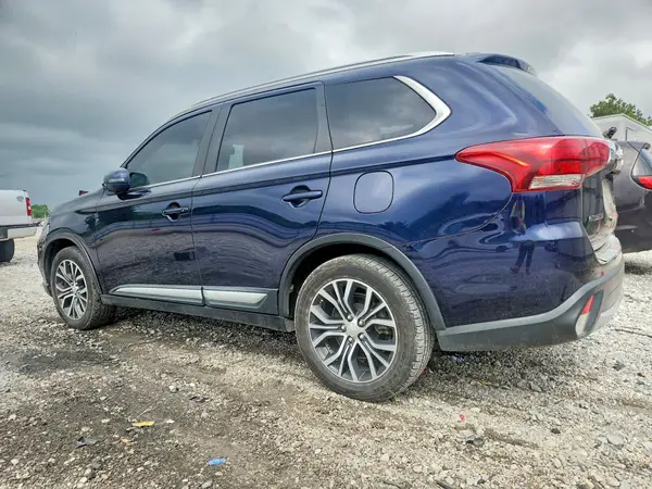 JA4AZ3A32JJ004769 2018 MITSUBISHI OUTLANDER - Image 2