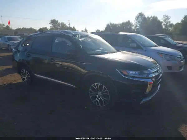 JA4AZ3A32JJ006179 2018 MITSUBISHI OUTLANDER - Image 1