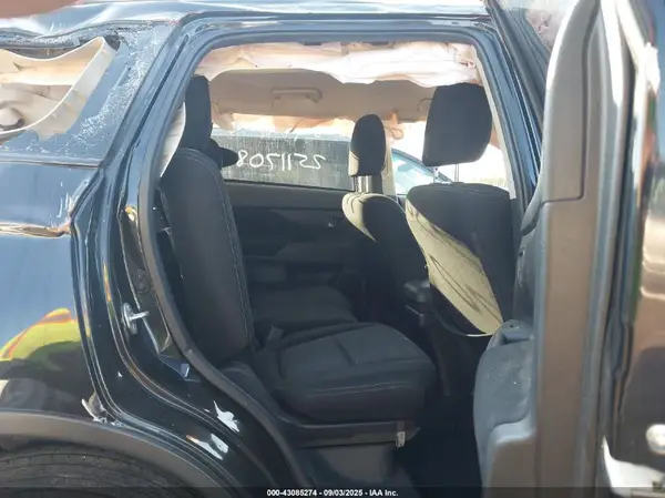 JA4AZ3A32JJ006179 2018 MITSUBISHI OUTLANDER - Image 8