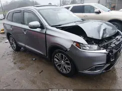 JA4AZ3A32JZ014218 2018 MITSUBISHI OUTLANDER