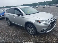 JA4AZ3A32JZ039068 2018 MITSUBISHI OUTLANDER