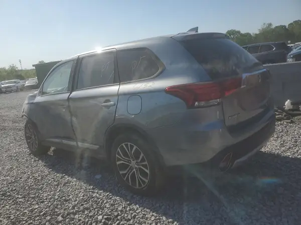 JA4AZ3A32JZ051978 2018 MITSUBISHI OUTLANDER - Image 2