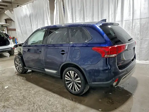 JA4AZ3A32KZ003737 2019 MITSUBISHI OUTLANDER - Image 2