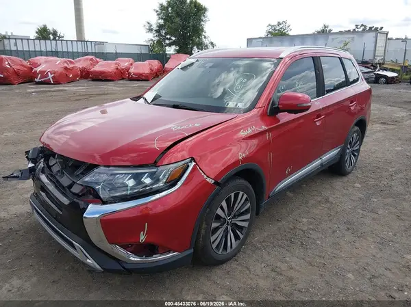 JA4AZ3A32KZ003883 2019 MITSUBISHI OUTLANDER - Image 2