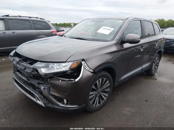 JA4AZ3A32KZ005133 2019 MITSUBISHI OUTLANDER - Image 2