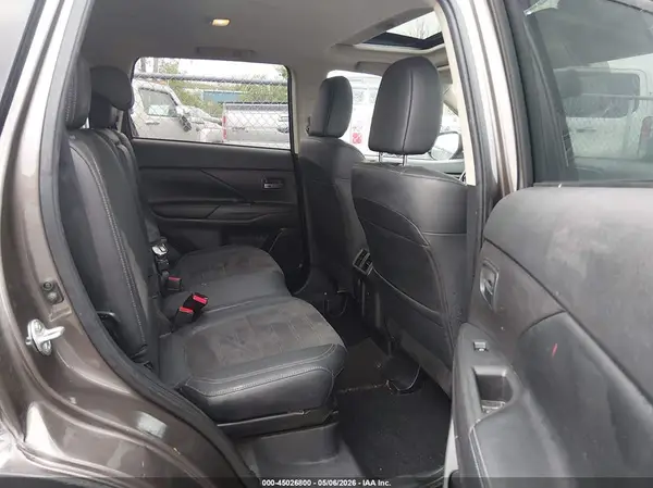JA4AZ3A32KZ005133 2019 MITSUBISHI OUTLANDER - Image 8