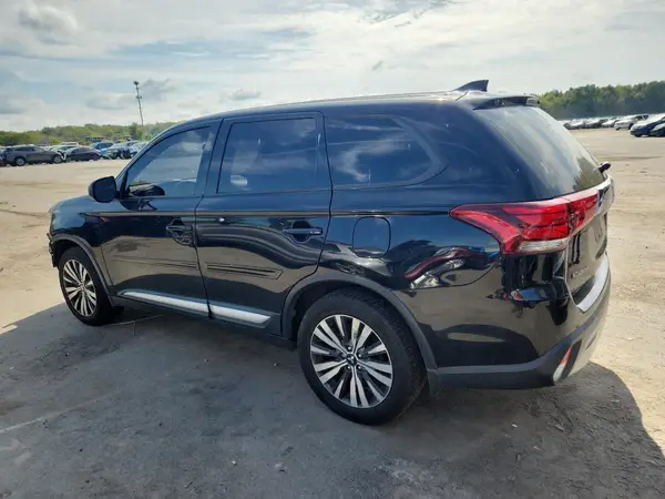 JA4AZ3A32KZ005794 2019 MITSUBISHI OUTLANDER - Image 2