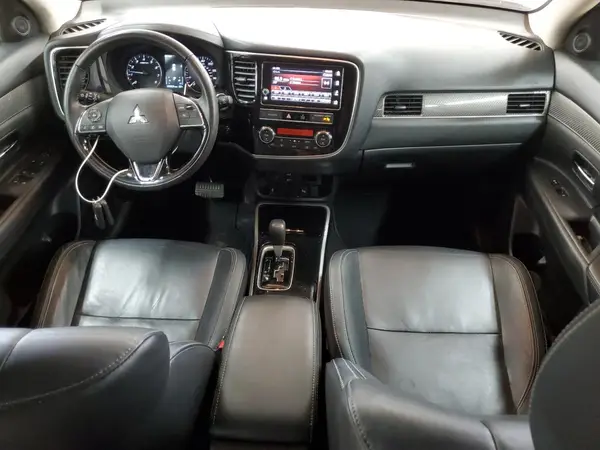 JA4AZ3A32KZ010901 2019 MITSUBISHI OUTLANDER - Image 8