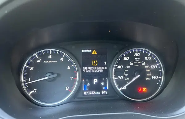 JA4AZ3A32KZ011384 2019 MITSUBISHI OUTLANDER - Image 8
