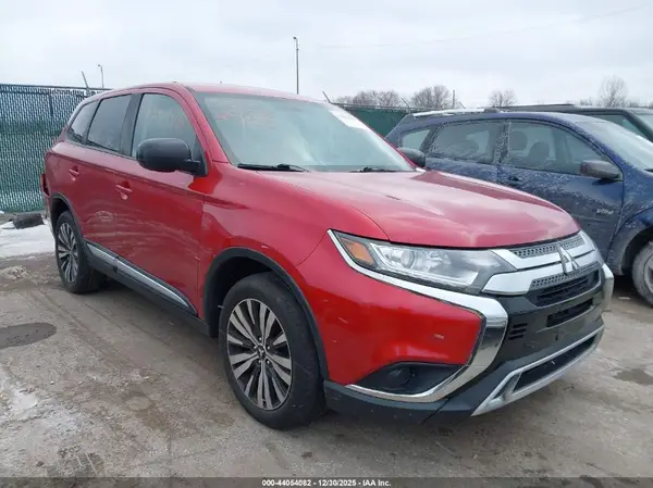 JA4AZ3A32KZ011711 2019 MITSUBISHI OUTLANDER - Image 1