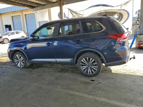 JA4AZ3A32KZ012230 2019 MITSUBISHI OUTLANDER - Image 2