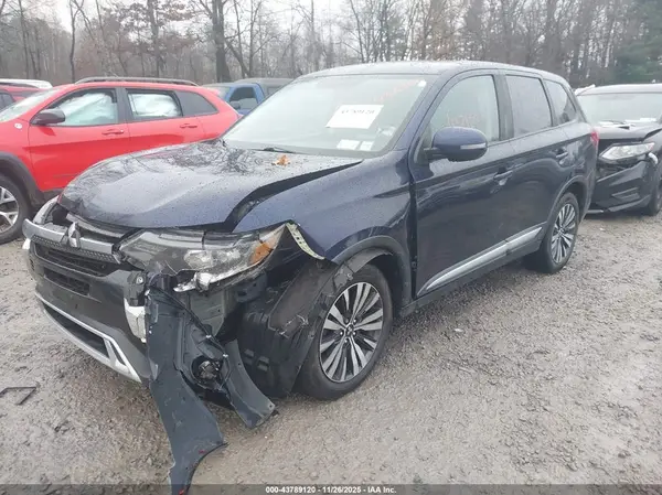 JA4AZ3A32KZ013037 2019 MITSUBISHI OUTLANDER - Image 2