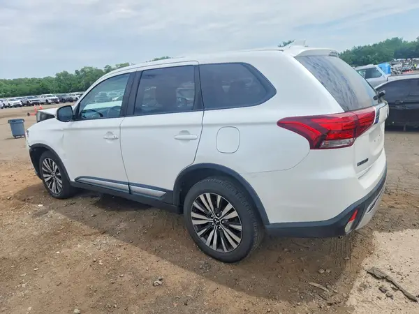 JA4AZ3A32KZ013104 2019 MITSUBISHI OUTLANDER - Image 2