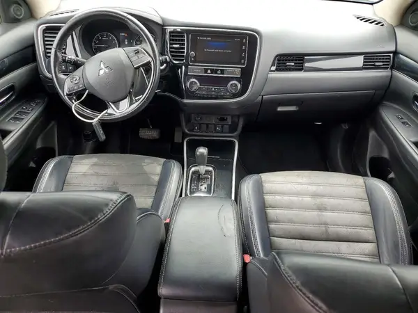 JA4AZ3A32KZ014317 2019 MITSUBISHI OUTLANDER - Image 8