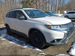 JA4AZ3A32KZ031361 2019 MITSUBISHI OUTLANDER