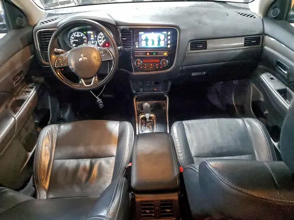 JA4AZ3A32KZ036334 2019 MITSUBISHI OUTLANDER - Image 8