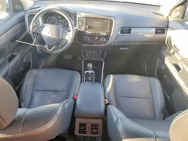 JA4AZ3A32KZ040691 2019 MITSUBISHI OUTLANDER - Image 8