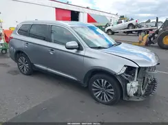 JA4AZ3A32KZ041307 2019 MITSUBISHI OUTLANDER