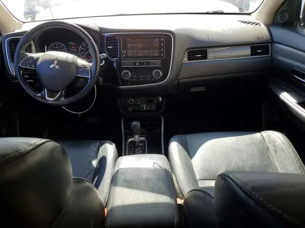 JA4AZ3A32KZ041937 2019 MITSUBISHI OUTLANDER - Image 8