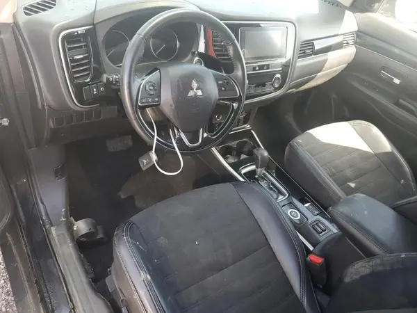 JA4AZ3A32KZ042876 2019 MITSUBISHI OUTLANDER - Image 8