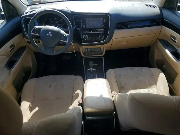 JA4AZ3A32KZ054137 2019 MITSUBISHI OUTLANDER - Image 8
