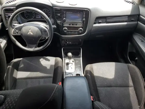 JA4AZ3A32KZ055708 2019 MITSUBISHI OUTLANDER - Image 8