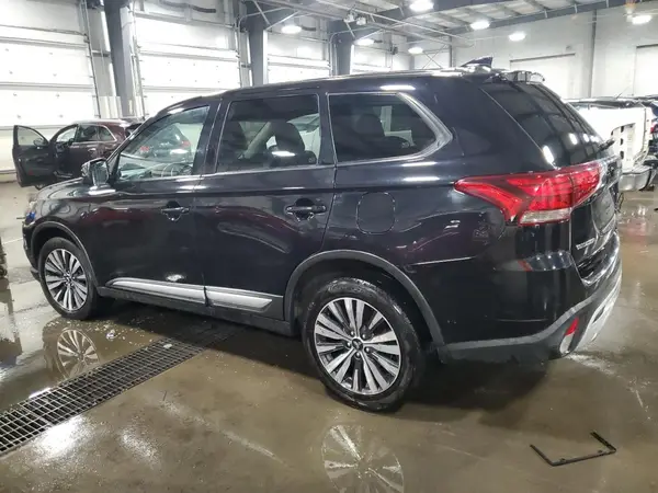 JA4AZ3A32LZ016327 2020 MITSUBISHI OUTLANDER - Image 2