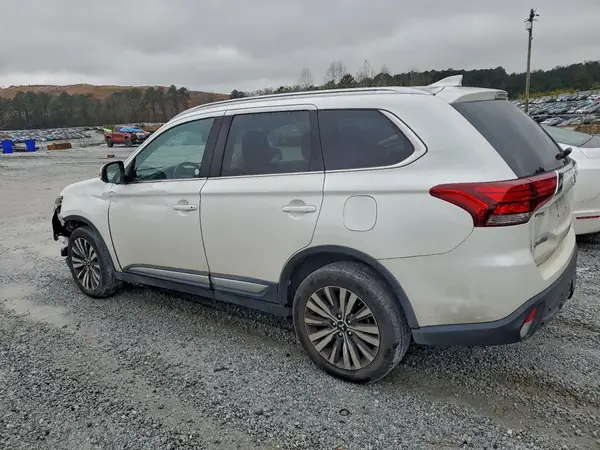 JA4AZ3A32LZ024301 2020 MITSUBISHI OUTLANDER - Image 2