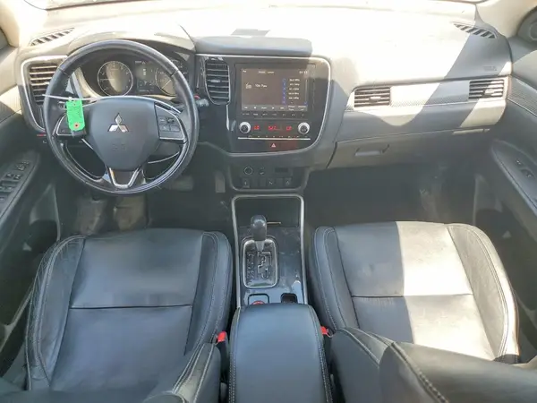 JA4AZ3A32LZ031460 2020 MITSUBISHI OUTLANDER - Image 8