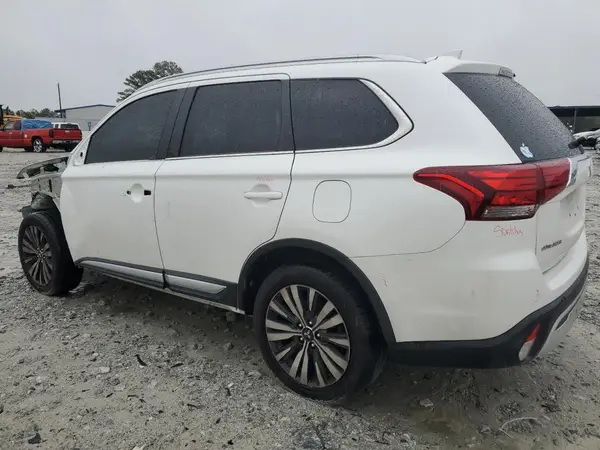 JA4AZ3A32LZ031524 2020 MITSUBISHI OUTLANDER - Image 2