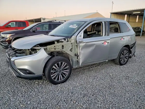JA4AZ3A32LZ035573 2020 MITSUBISHI OUTLANDER - Image 1