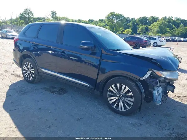JA4AZ3A32LZ039994 2020 MITSUBISHI OUTLANDER - Image 1