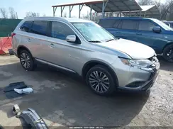 JA4AZ3A32LZ043446 2020 MITSUBISHI OUTLANDER