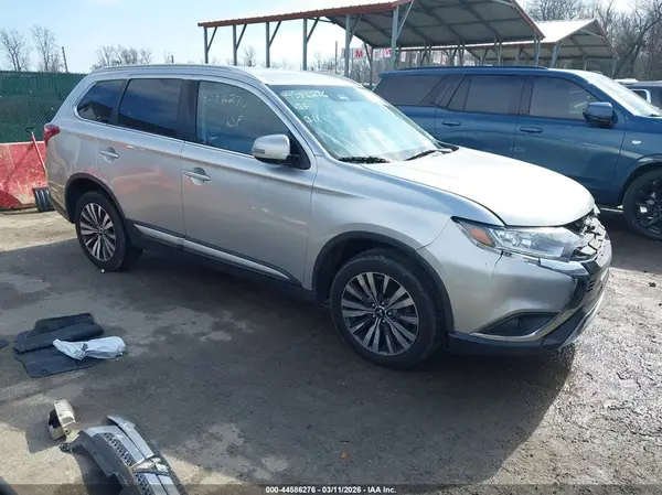 JA4AZ3A32LZ043446 2020 MITSUBISHI OUTLANDER - Image 1