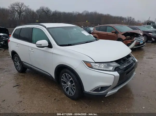 JA4AZ3A33GZ001552 2016 MITSUBISHI OUTLANDER - Image 1