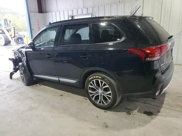 JA4AZ3A33GZ002751 2016 MITSUBISHI OUTLANDER - Image 2