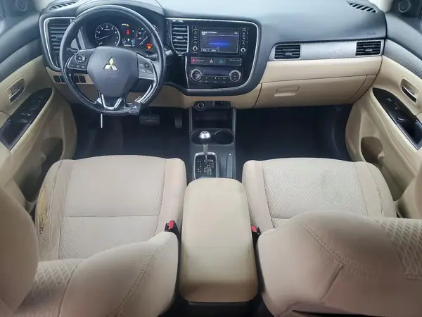 JA4AZ3A33GZ004516 2016 MITSUBISHI OUTLANDER - Image 8