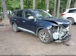 JA4AZ3A33GZ005634 2016 MITSUBISHI OUTLANDER
