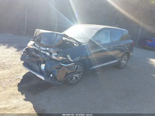 JA4AZ3A33GZ008081 2016 MITSUBISHI OUTLANDER - Image 2