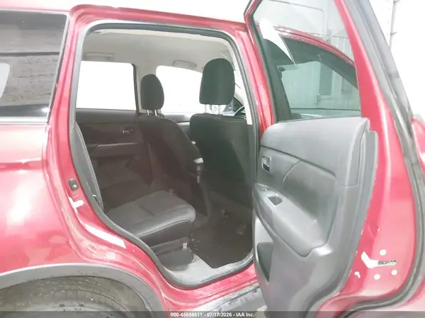 JA4AZ3A33GZ011577 2016 MITSUBISHI OUTLANDER - Image 8