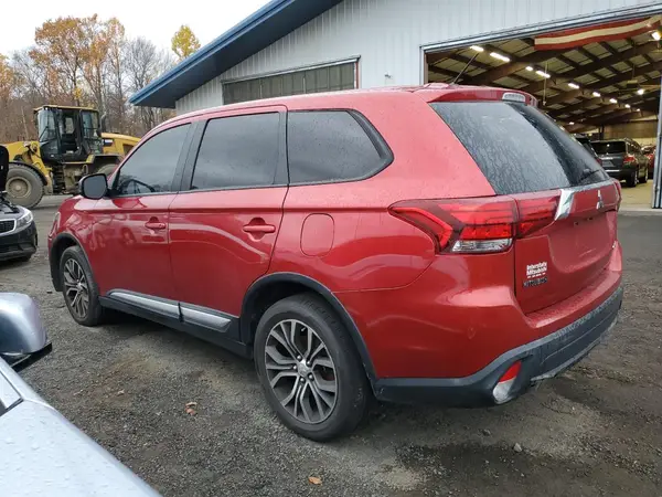 JA4AZ3A33GZ015564 2016 MITSUBISHI OUTLANDER - Image 2
